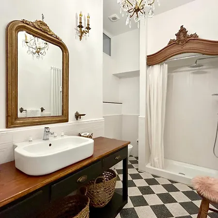 Mole Antonelliana Luxury Boutique Grandmaison Турин
